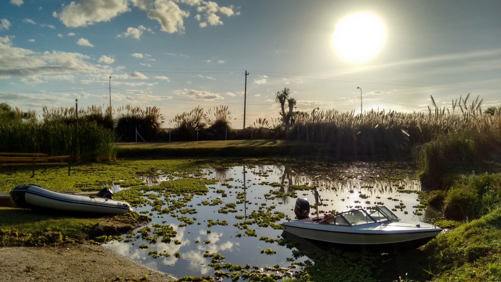 Lote + Casa 3 dormitorios Prefabricada en el Barrio Cerrado mas Hermoso y Agreste de Chascomus! Club San Huberto con Salida a la Laguna!
