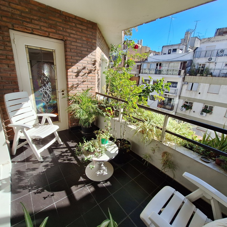 El Mejor Piso De 5 Ambientes, Dependencia y 2 Cocheras En excelente z/Caballito APTO CREDITO