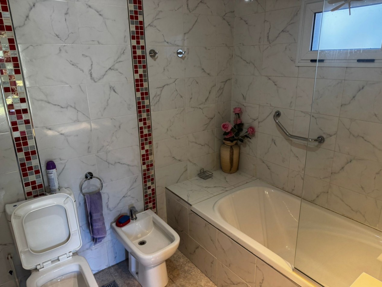 Increible Casa 6 ambientes con la mejor piscina de Canning! sobre Lote de 1200 m²