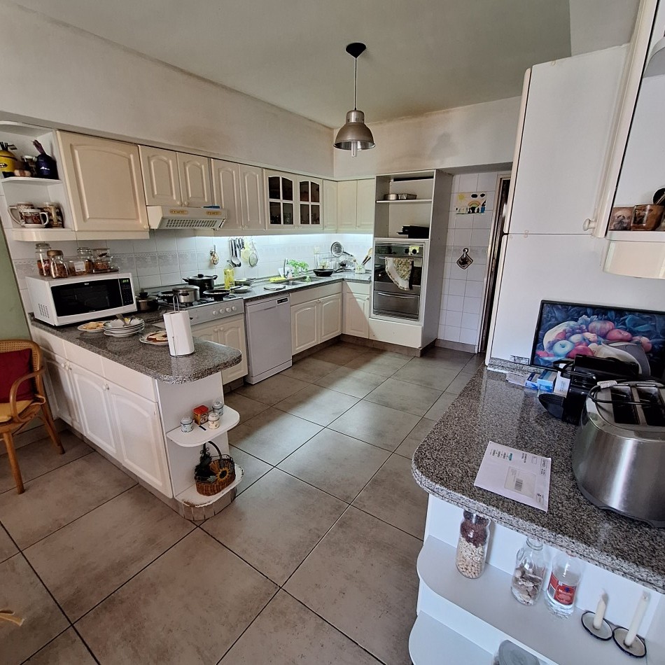 El Mejor Piso De 5 Ambientes, Dependencia y 2 Cocheras En excelente z/Caballito APTO CREDITO