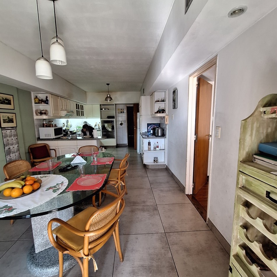 El Mejor Piso De 5 Ambientes, Dependencia y 2 Cocheras En excelente z/Caballito APTO CREDITO