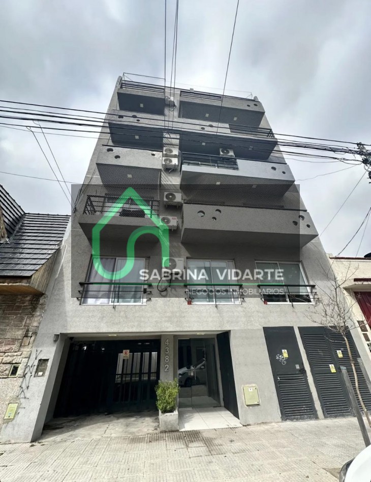 OPORTUNIDAD EN VILLA DEVOTO: MODERNO Y LUMINOSO MONOAMBIENTE