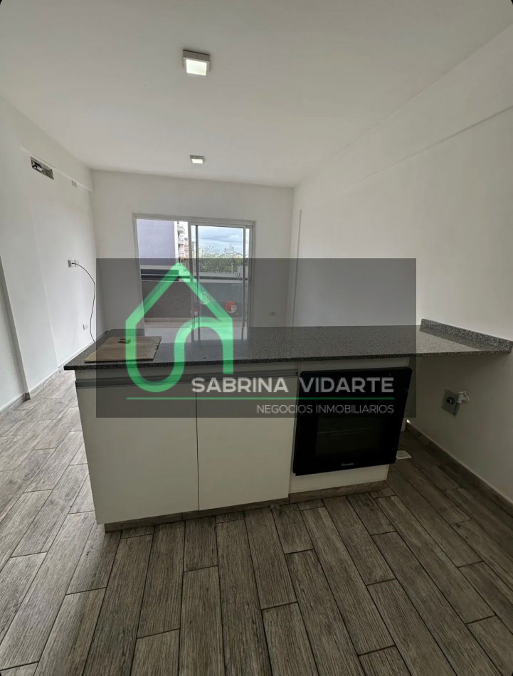 OPORTUNIDAD EN VILLA DEVOTO: MODERNO Y LUMINOSO MONOAMBIENTE