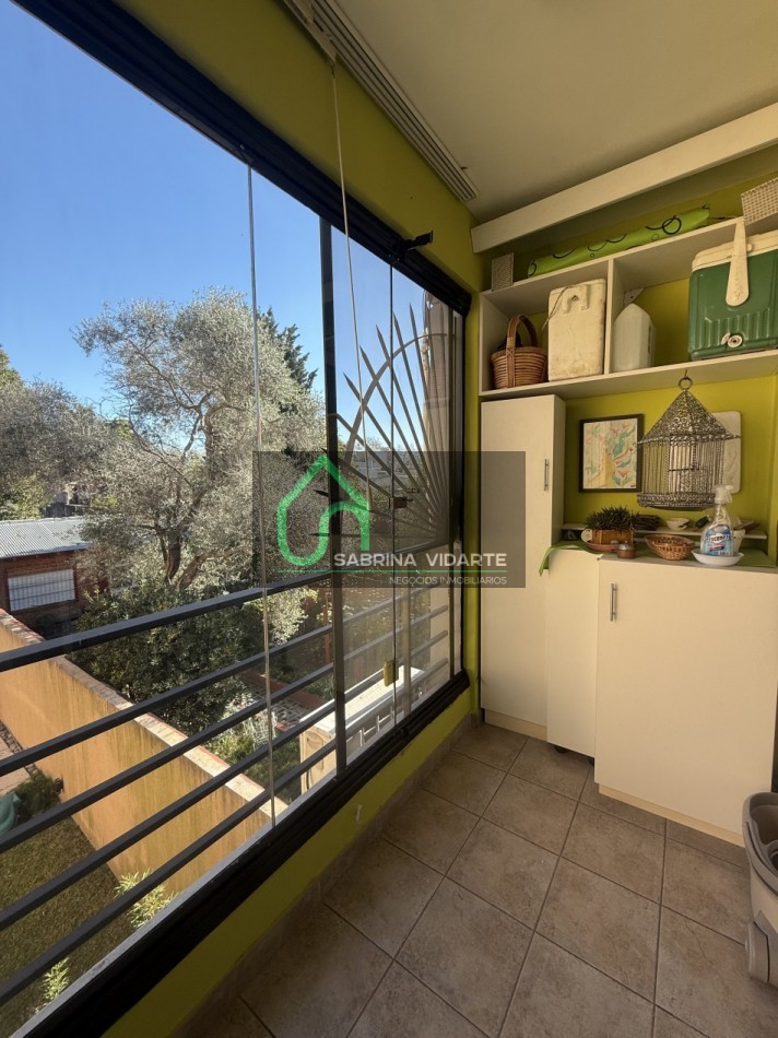 Espectacular Semipiso 4 Amb. + Cochera edificio con Piscina y parque 