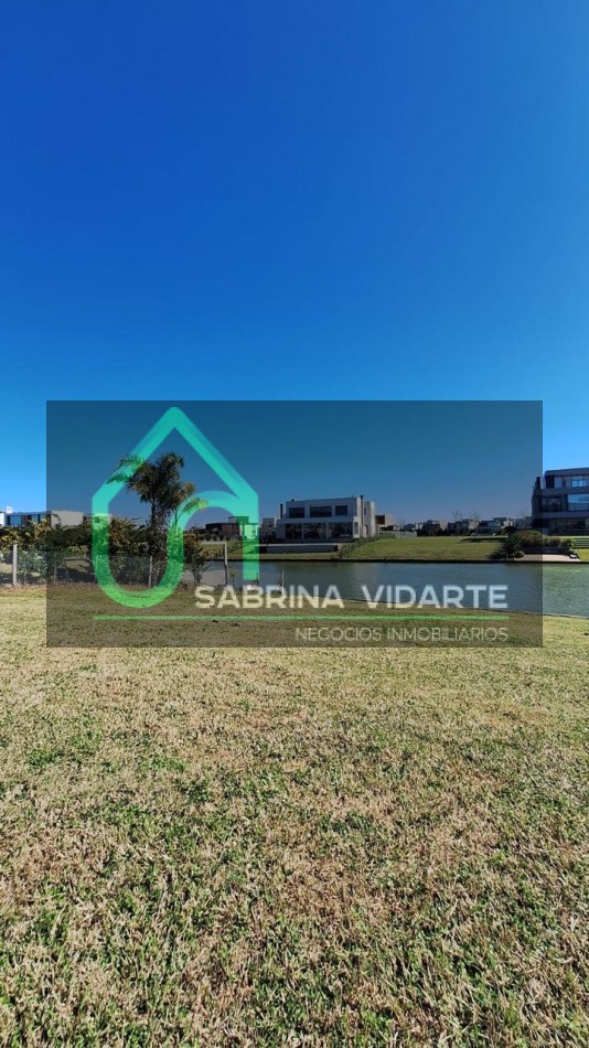 Unico Lote De 907m2 Al Agua En Virazon, Nordelta.