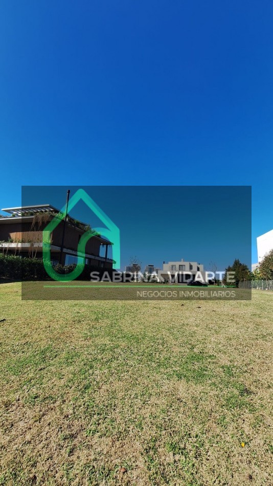 Unico Lote De 907m2 Al Agua En Virazon, Nordelta.