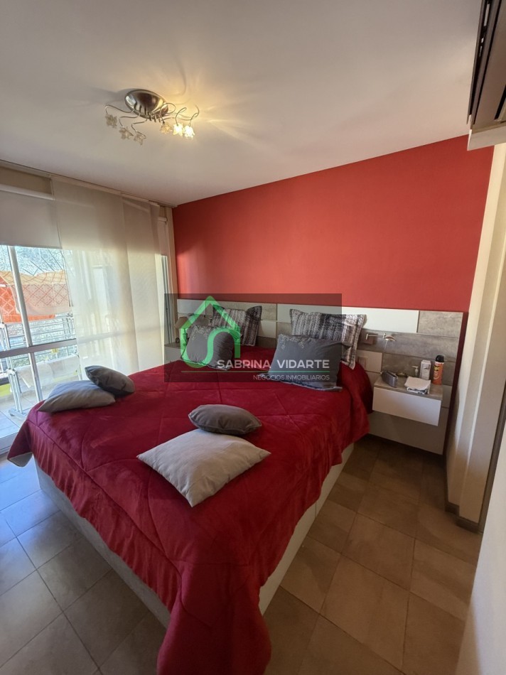 Espectacular Semipiso 4 Amb. + Cochera edificio con Piscina y parque 