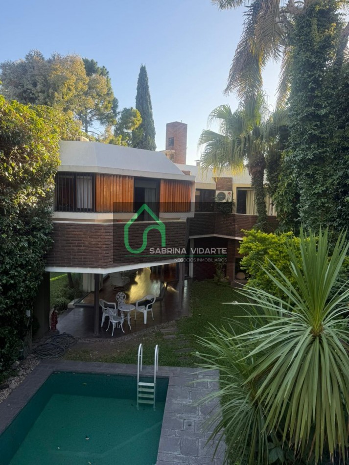 Bellisima Casa sobre Lote Propio a dos calles, Una Obra de Arte en Villa Devoto