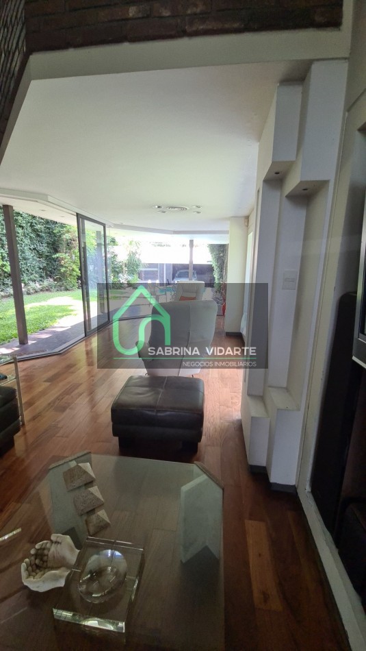 Bellisima Casa sobre Lote Propio a dos calles, Una Obra de Arte en Villa Devoto