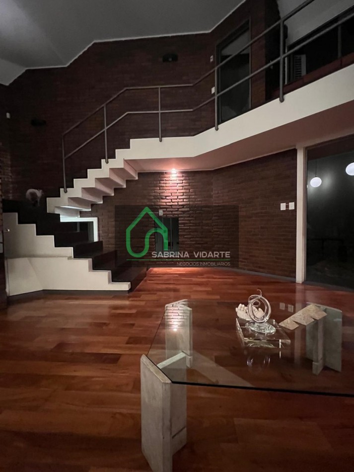 Bellisima Casa sobre Lote Propio a dos calles, Una Obra de Arte en Villa Devoto