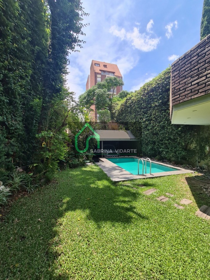 Bellisima Casa sobre Lote Propio a dos calles, Una Obra de Arte en Villa Devoto
