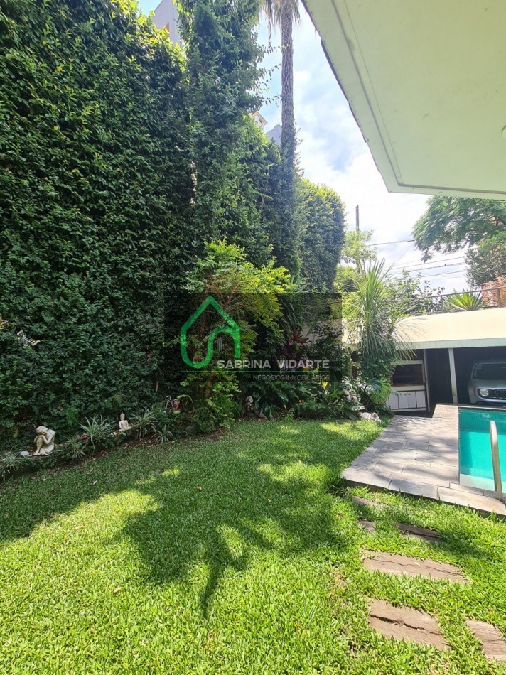 Bellisima Casa sobre Lote Propio a dos calles, Una Obra de Arte en Villa Devoto