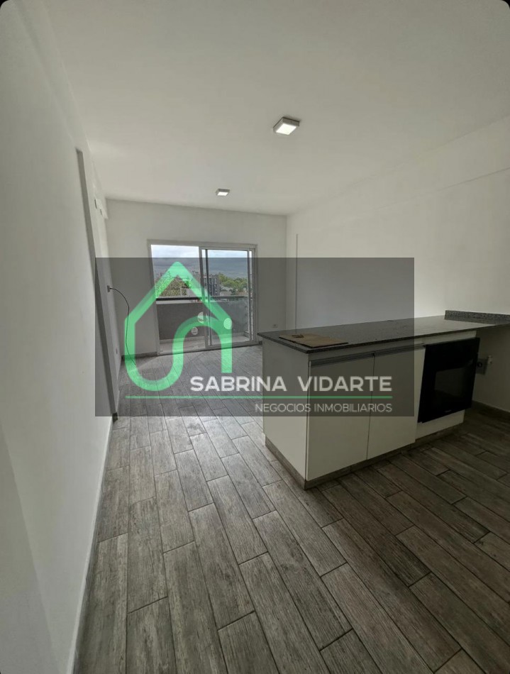 OPORTUNIDAD EN VILLA DEVOTO: MODERNO Y LUMINOSO MONOAMBIENTE