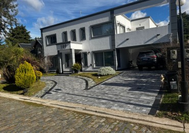 Increible Casa 6 ambientes con la mejor piscina de Canning! sobre Lote de 1200 m²