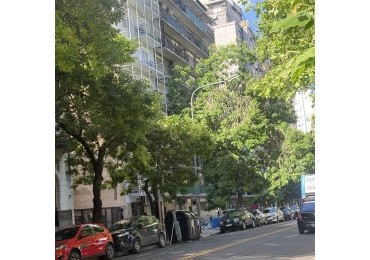 Hermoso Departamento de 2 ambientes Luminoso en Muy buen edificio a pasos Subte.