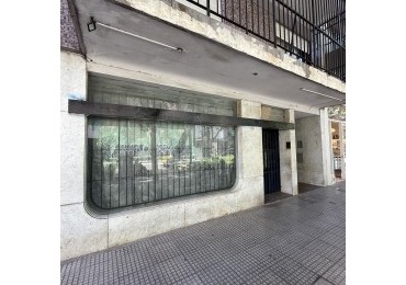 Gran Local 128m2 En El Centro De Villa Crespo, Pasos Av. Corrientes. Oportunidad!