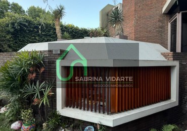Bellisima Casa sobre Lote Propio a dos calles, Una Obra de Arte en Villa Devoto